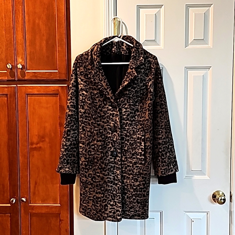 Free People beautiful wool animal print coat